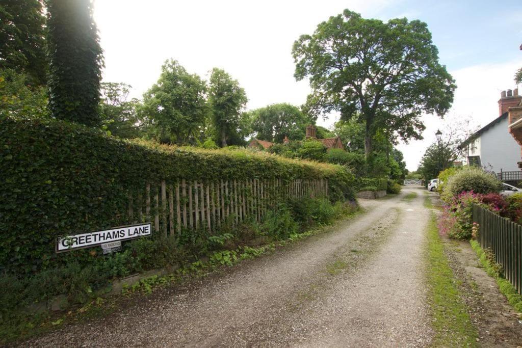 Cosy Cottage Old Clee Exterior photo
